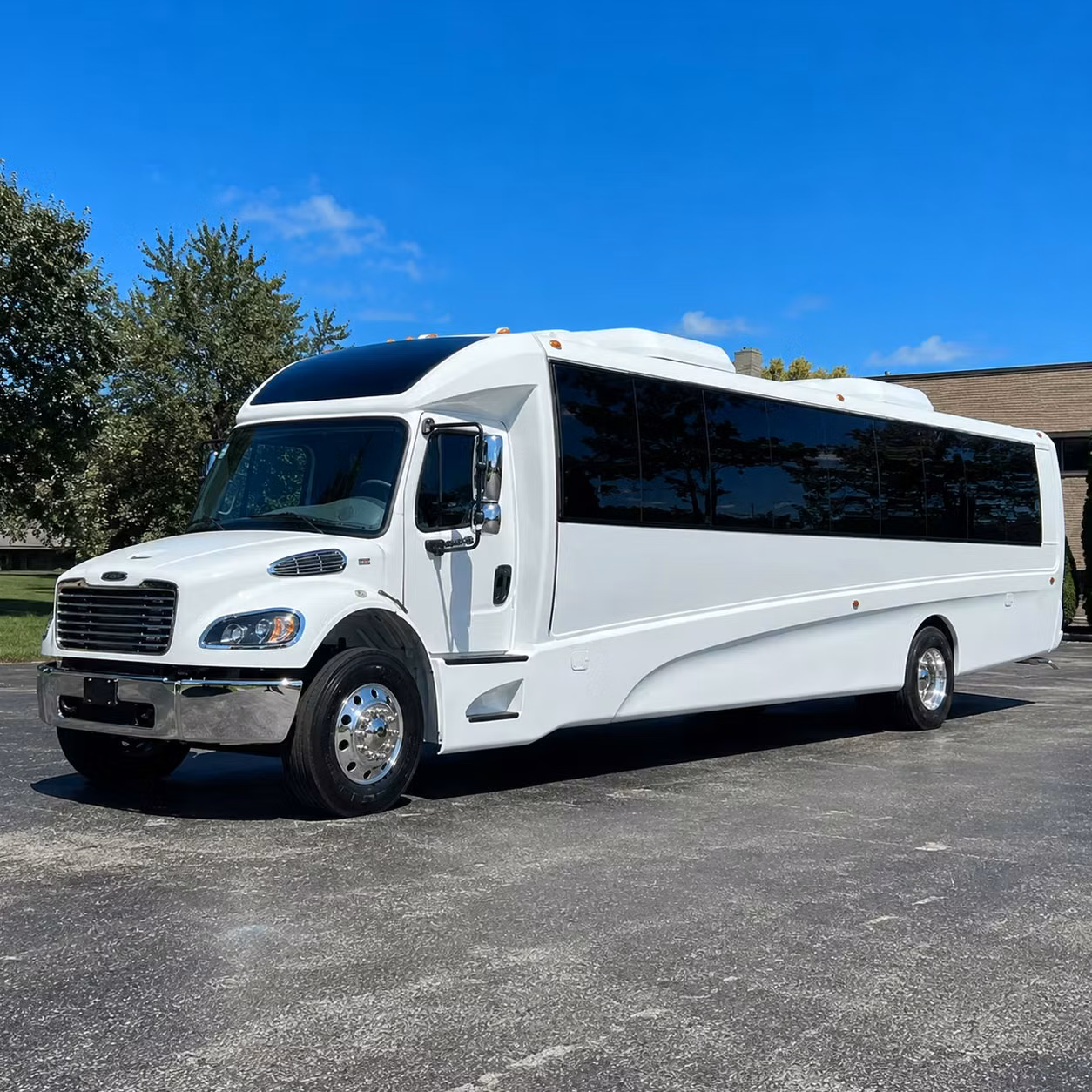a minibus in port st lucie is the perfect prom ride for smaller friend groups with big plans