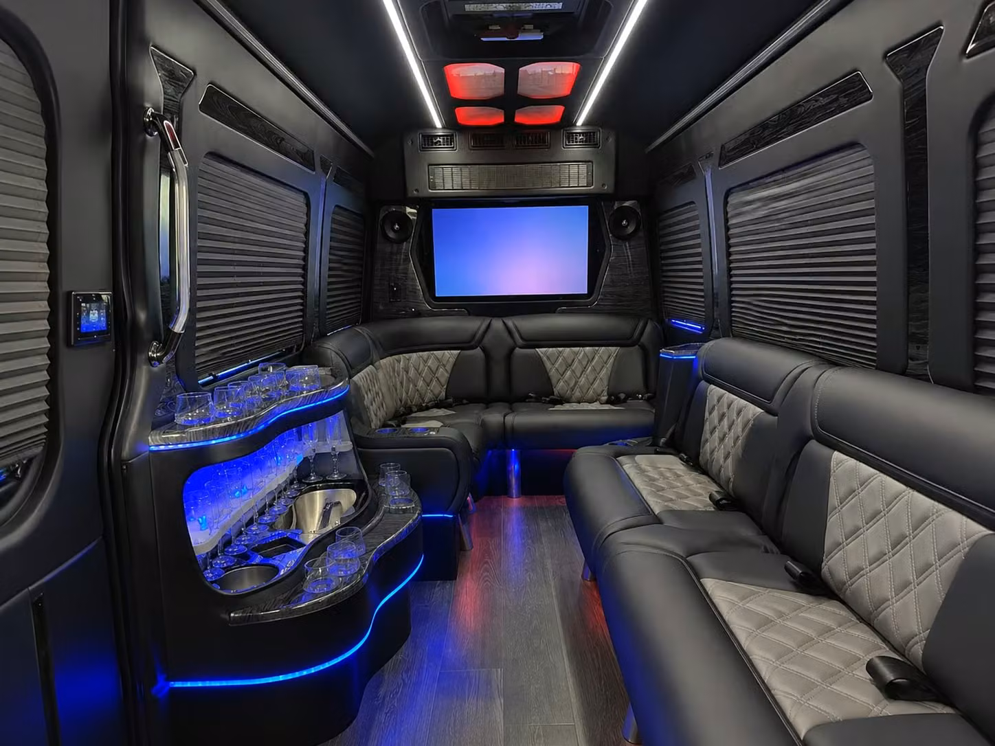 with charterbusrentalportstluciefl com you can build a concert night that runs on your schedule